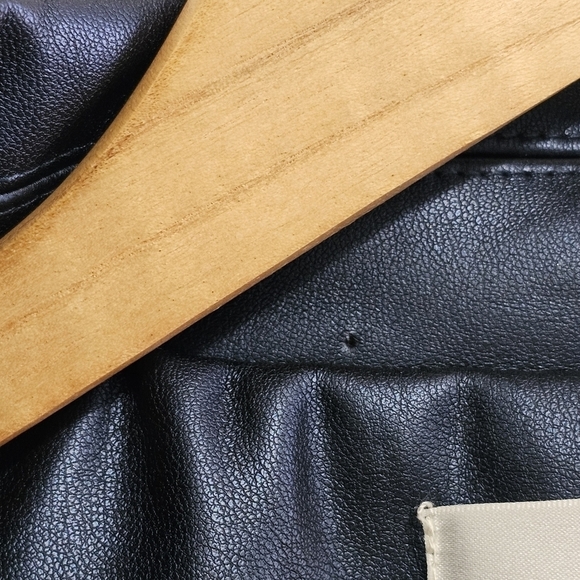 Vigoss blue faux leather jacket size medium - Picture 8 of 10